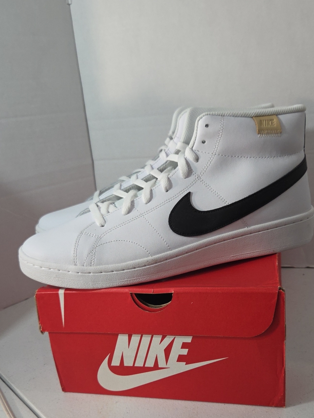 Nike Sz 13  Men’s White Sneakers with Black Swoosh NwB - Picture 2 of 5
